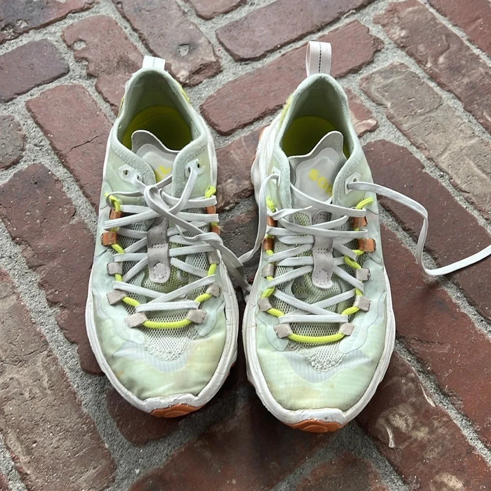 Sorel Kinetic Breakthru Tech Lace Sneakers
